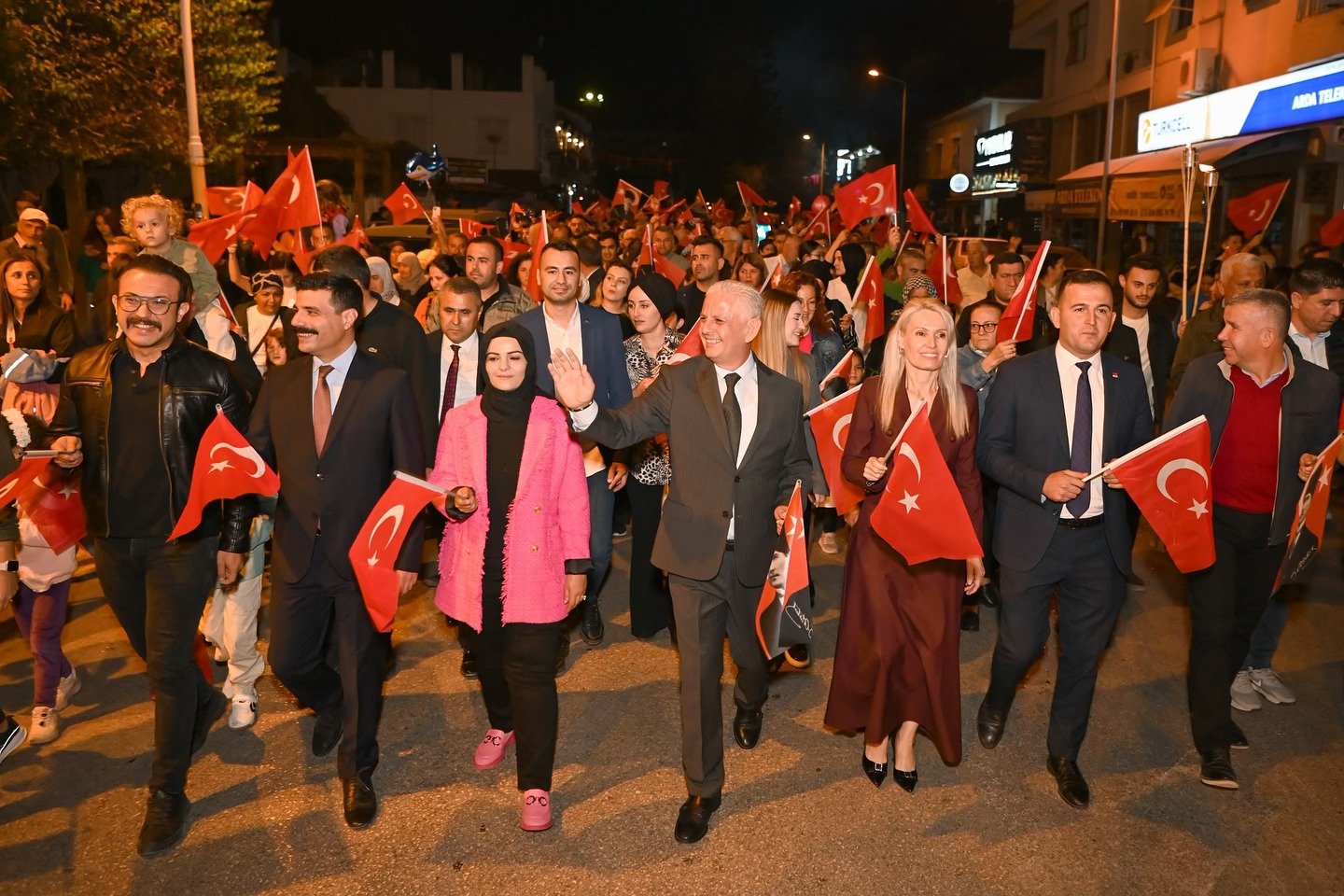 Cumhuriyetimizin 101. Yılı Fener Alayı