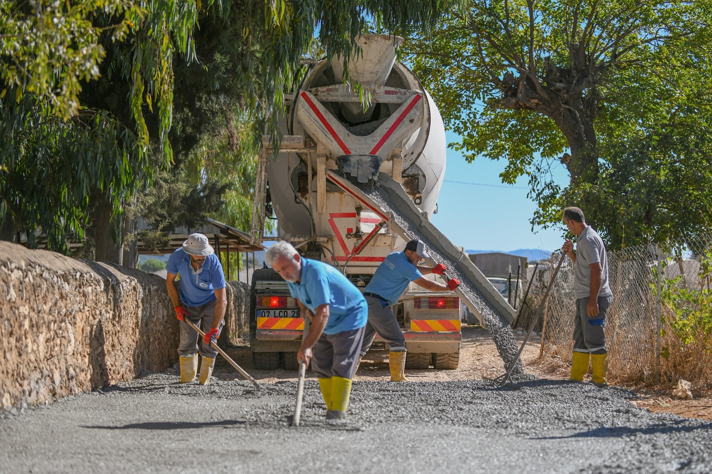 Daha Mutlu Bir Demre İçin Çalışmalarımız Aralıksız Sürüyor